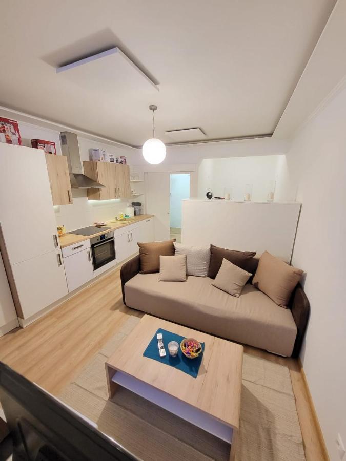 Velky Apartman 3 Братислава Екстериор снимка