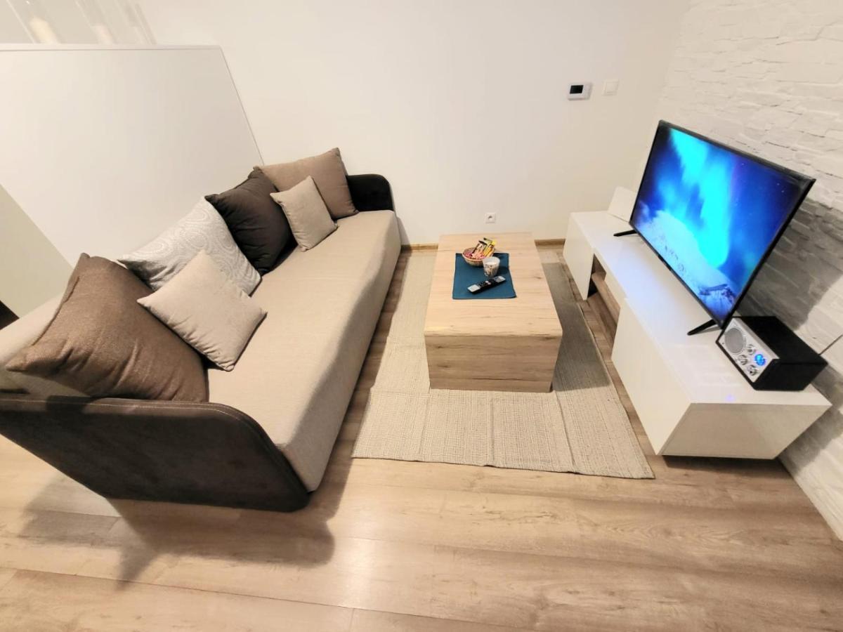 Velky Apartman 3 Братислава Екстериор снимка