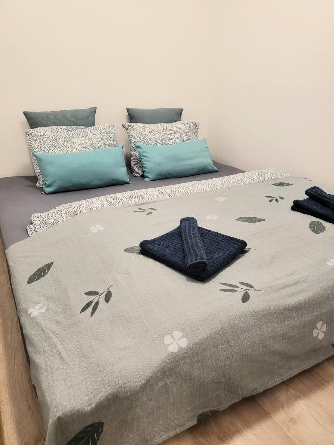 Velky Apartman 3 Братислава Екстериор снимка