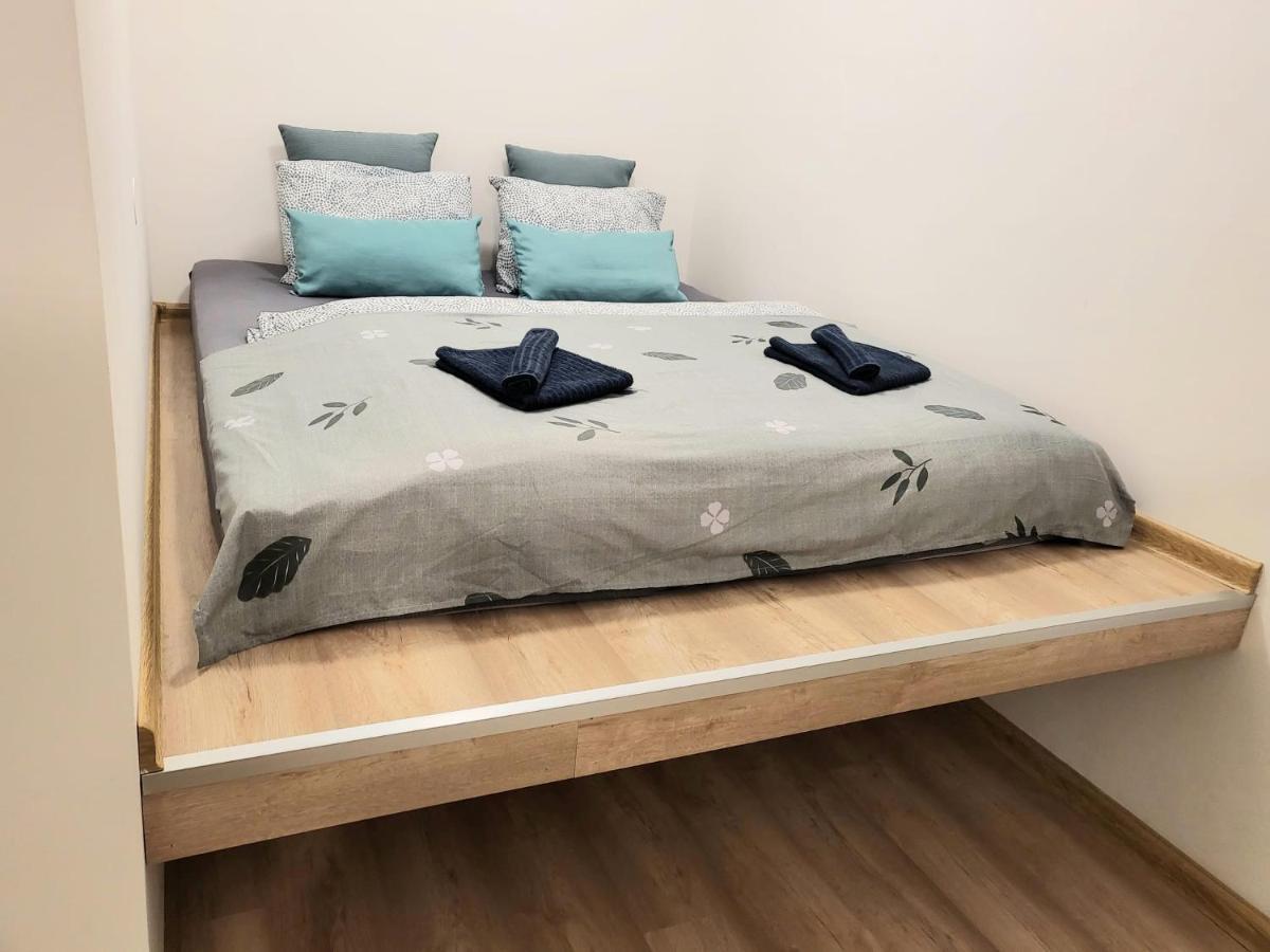 Velky Apartman 3 Братислава Екстериор снимка