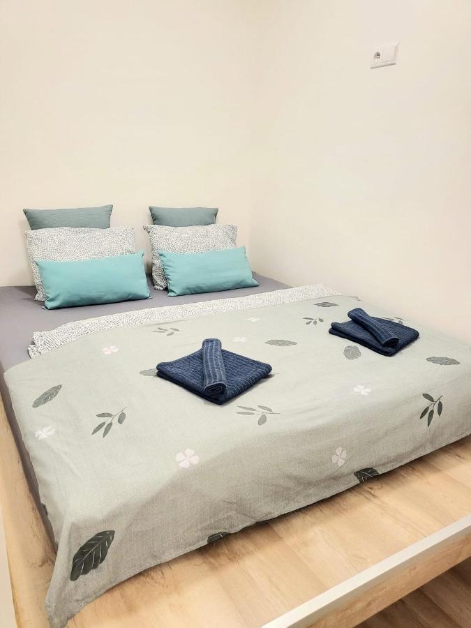 Velky Apartman 3 Братислава Екстериор снимка