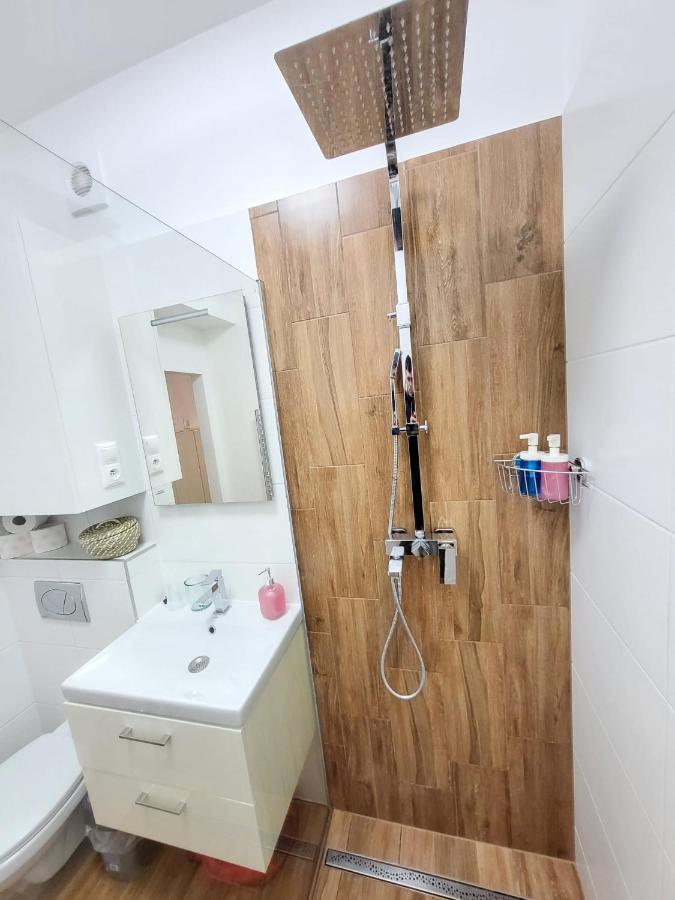 Velky Apartman 3 Братислава Екстериор снимка